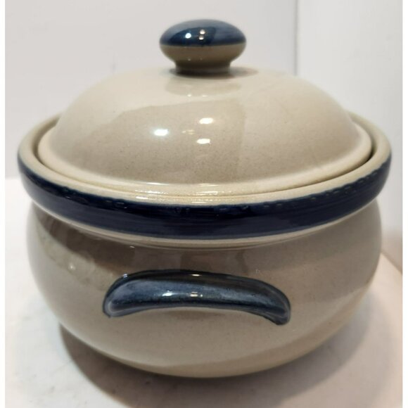 Salt Glaze Stoneware Home Sweet Home Round 9" Casserole DIsh With Lid - Picture 4 of 15